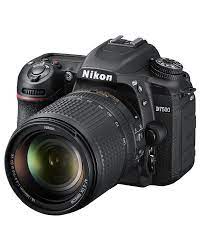 Nikon D7500 + AF-S DX NIKKOR 18-140mm VR