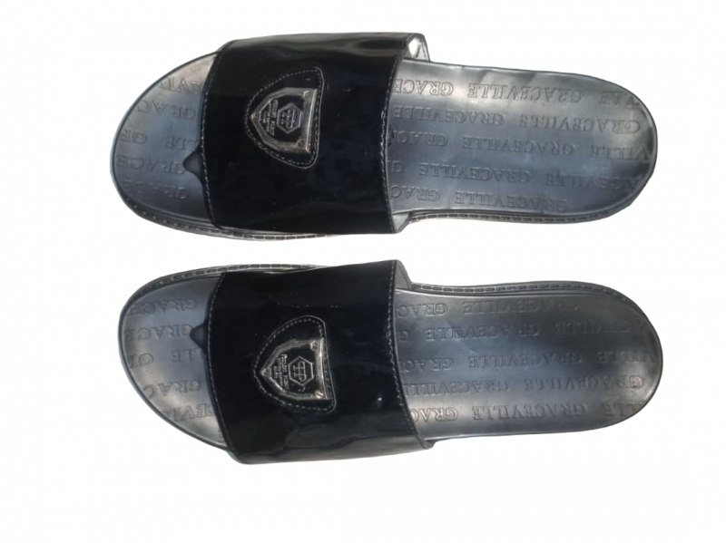 Fashion Classy male H slippers - Black
