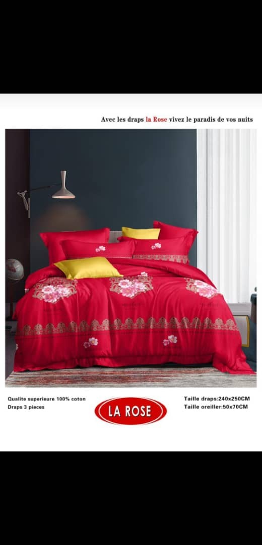 Lovely Bed sheet With Pillowcase.